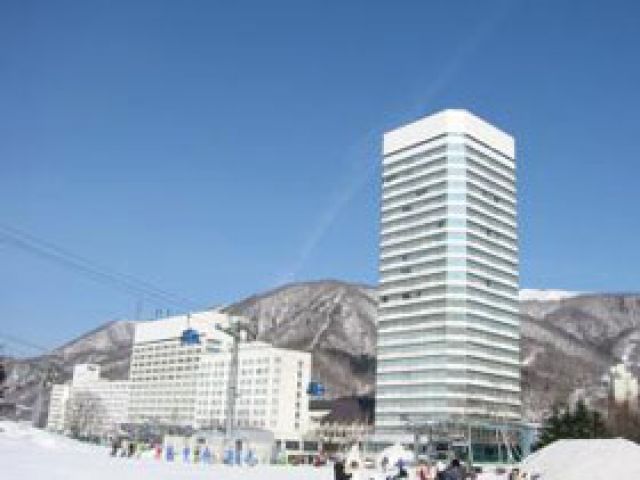 100名以上が集まる大型施設での募集です！！
フルシーズン希望者大募集☆