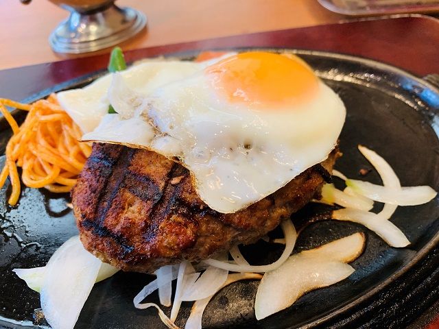 湯田温泉にはおいしい食べ物がたくさんありますよ！