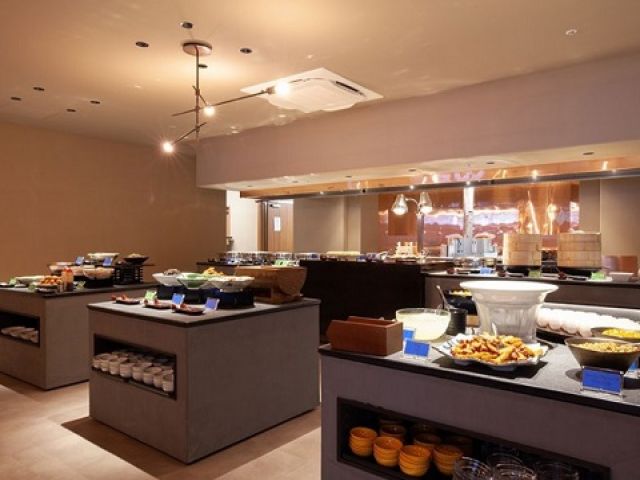 食事会場や客室での接客です☆お客様と関わるお仕事がしたい方大歓迎