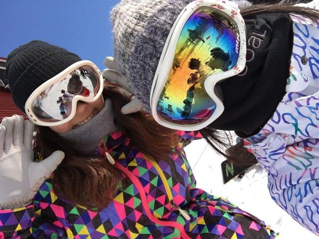 お友達と一緒に！♪
ご家族・ご友人さんは1500円でリフト券使えちゃいます！