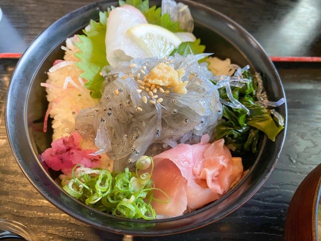 淡路島の名産「しらす」をたっぷり使ってみました☆