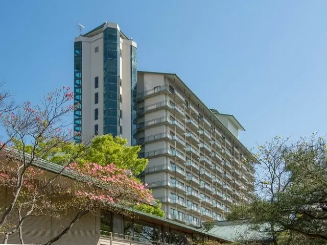 ナガシマリゾート内の≪ホテル花水木≫でのお仕事♪綺麗な職場で改定期リゾバが待っています♪