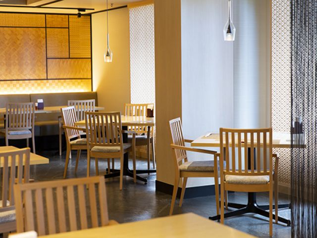 会員制ホテルのレストラン、奇麗な職場です！