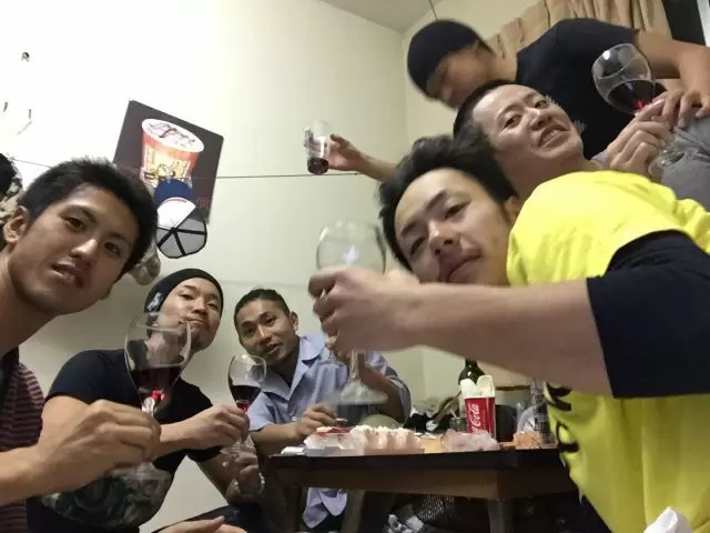 たくさんの友人が出来て楽しく生活できますよ~!!
元気・笑顔でお仕事しましょう☆