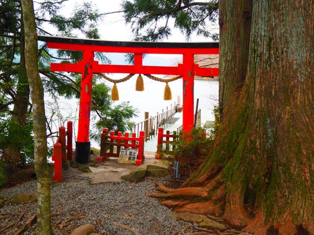スタッフニーズも高く、東京からのアクセスも良好な
箱根温泉のお仕事です