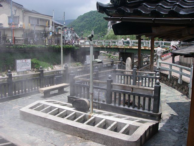 温泉街での勤務ですよ～♪