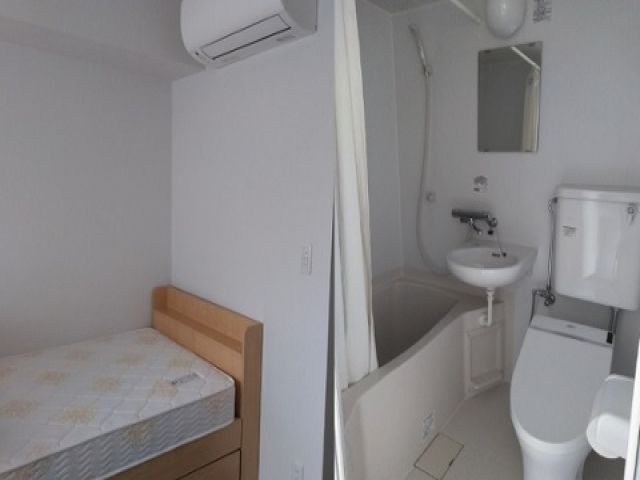 寮は新築寮!!
お風呂トイレつきでトップクラスに綺麗です♪