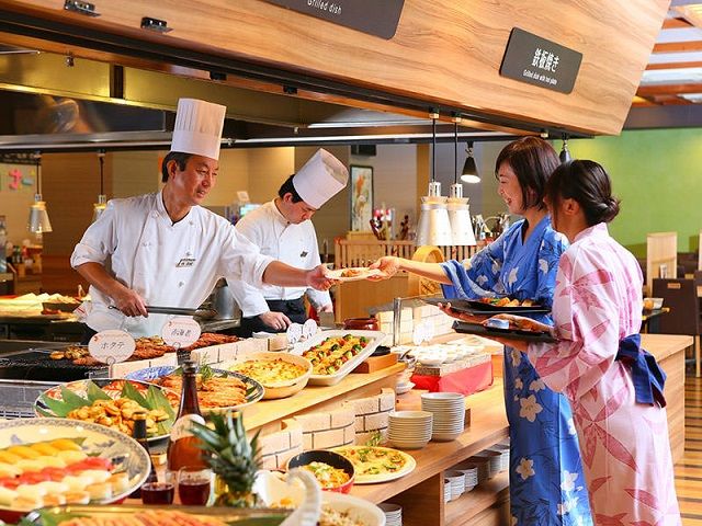 バイキング会場でのお仕事ですよ～