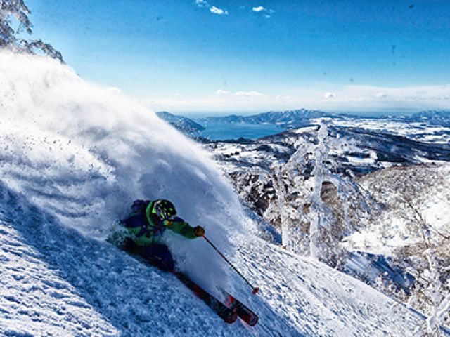 爽快に滑走できるルスツバーンが多くのスキーヤー・スノーボーダーを楽しみに待ちわびています！