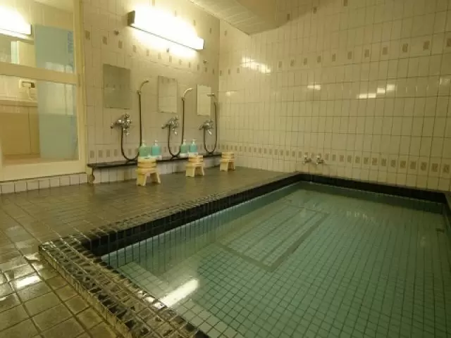 温泉も満喫できるので仕事終わりはゆっくり疲れを癒して下さいね☆