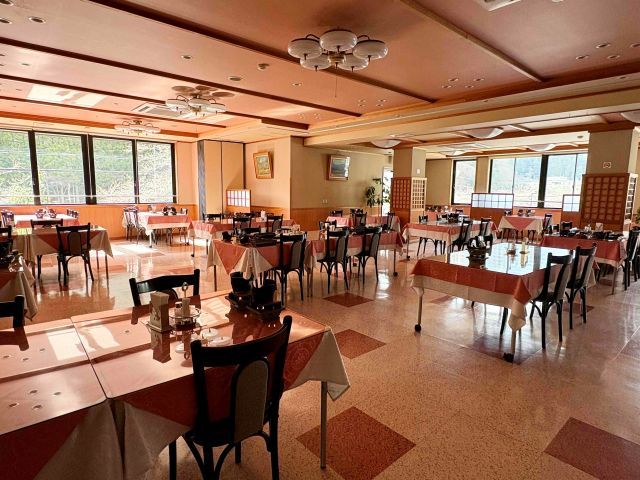 食事の提供がメインのお仕事です。人間関係良好☆