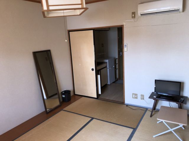 女性寮の様子。女性寮は風呂トイレ付きの完全個室タイプです！