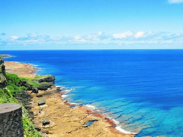 本島からフェリーで３０分とアクセス良し♪♪
寮の周辺はお店がそろっていて生活しやすいです♪