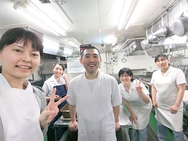 和食調理のお仕事♪これまでも幅広い年齢層の方が勤務いただき活躍されている職場です！