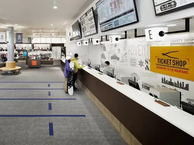 人気職種リフト券販売のお仕事です!早いもの勝ちですよー!