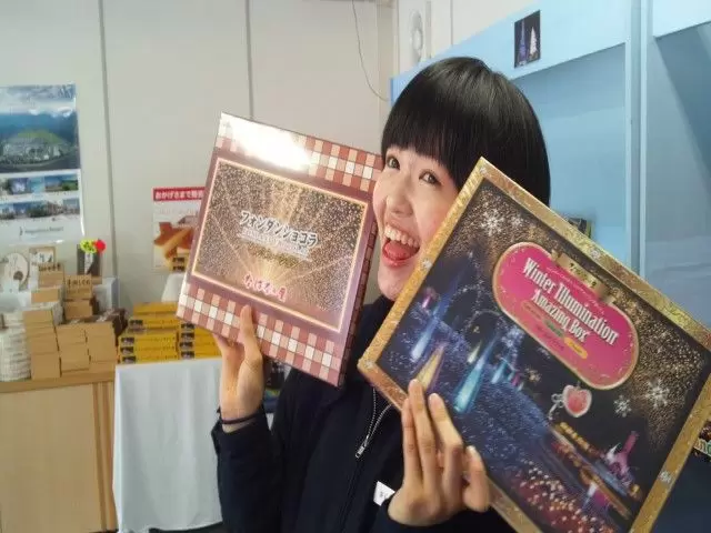 プール・遊園地の特設売店でのお仕事もあります♪