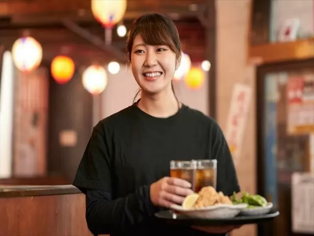 店内は明るい雰囲気で伸び伸びお仕事が出来ます！
