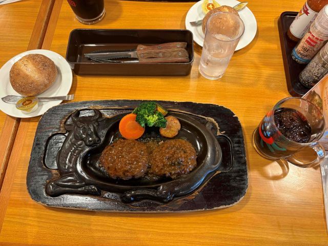 静岡といえば！寮から車で13分の場所にあります。