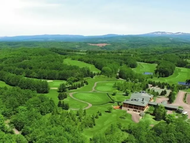 想い出もいっぱい作れちゃう☆
全国からたくさんの仲間が集まる巨大リゾートホテルです!