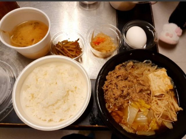 お食事メニューの一例です。