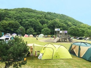 【季節到来♪】キャンプ場・海浜プールでのお仕事！