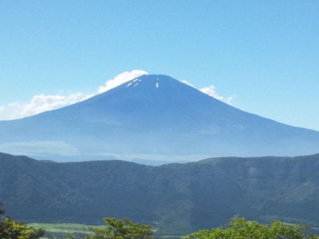 晴れた日は芦ノ湖のカフェからぼんやり富士山を眺めるのがオススメです(*^_^*)