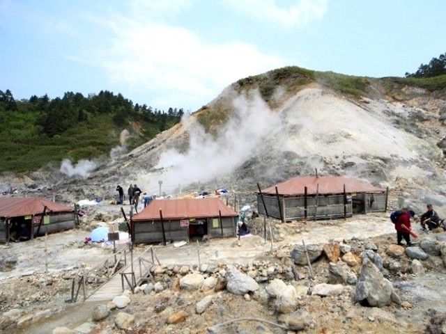 ！天然岩盤浴発祥の温泉として有名です！