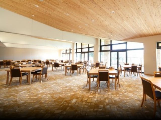 お休みの日には、プレイもお食事も楽しめちゃいます♪