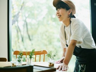 【ペア大歓迎！】観光客に人気☆箱根のおしゃれな飲食店でのお仕事です！