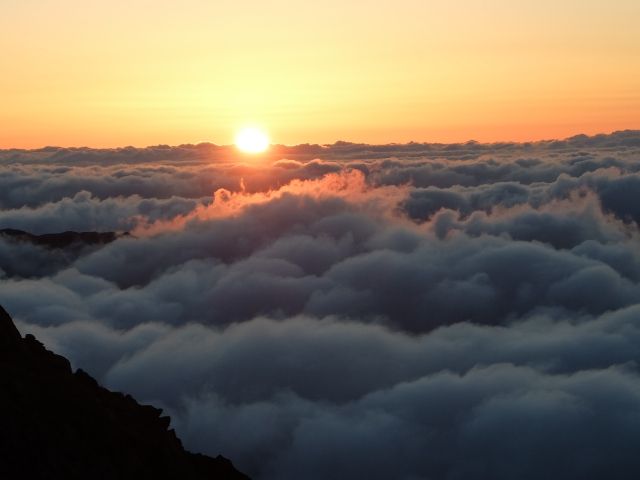 国見が丘の展望台にて高千穂を代表する雲海見れます☆
