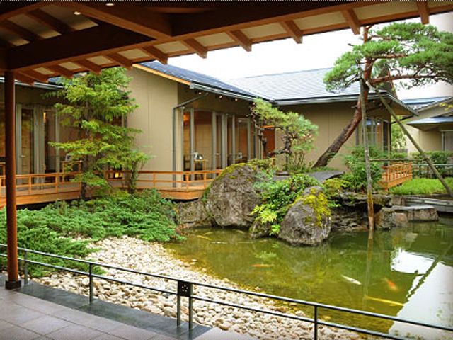 風情ある中庭が魅力満載です。