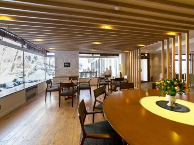 ☆蓼科の人気の温泉宿泊施設でレストランホール勤務のお仕事♪