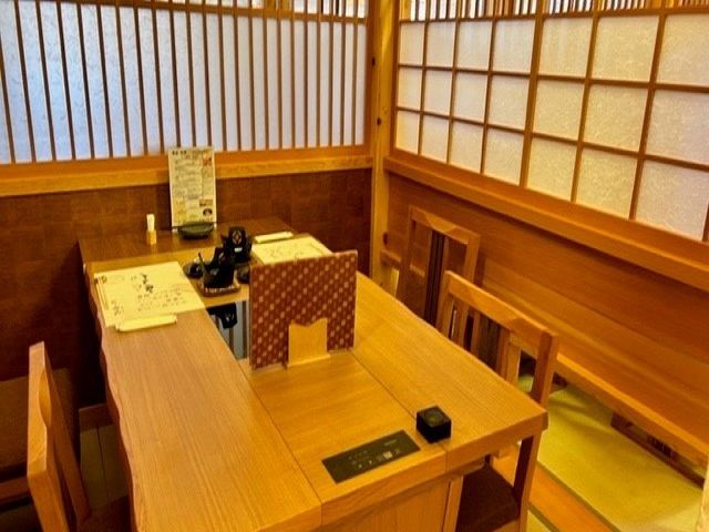 食事処での業務です！