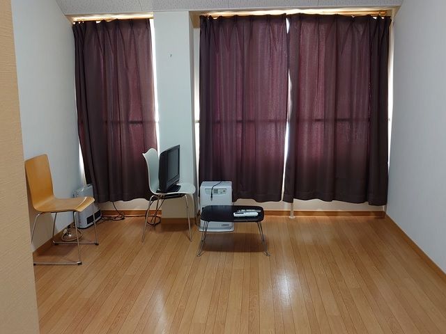 寮は新しいお部屋で綺麗ですよ♪もちろんwifi完備。部屋の中に電子レンジなど全て揃ってます