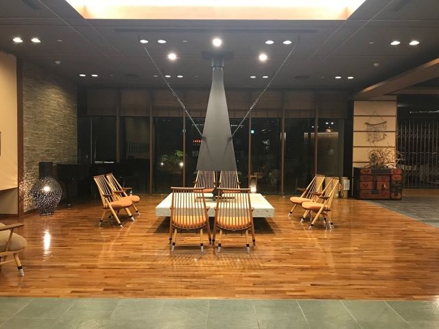 ホテル内フロントロビー　素敵・・・