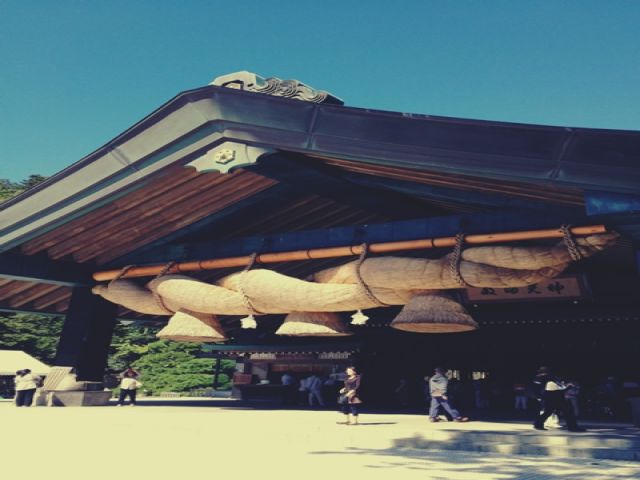 水の都とよばれる松江や神々が集う聖地出雲など、島根の観光どころはたくさんあります。