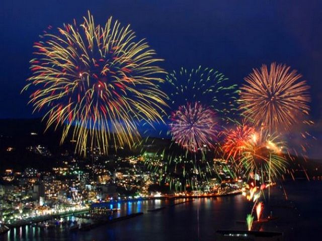 ★★★熱海は花火が沢山上がります★★★