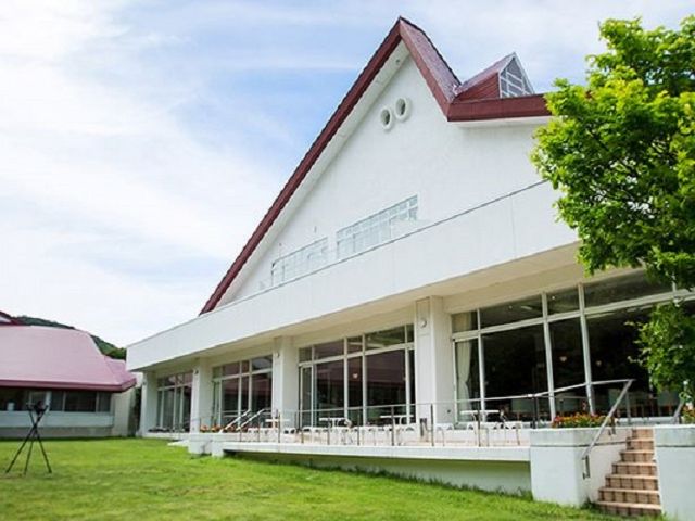 屋外施設も充実している人気ホテルです♪