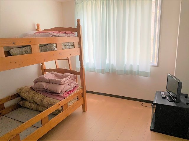 寮内イメージです!!管理人さんもいるので安心!!
キレイめなお部屋です～!!