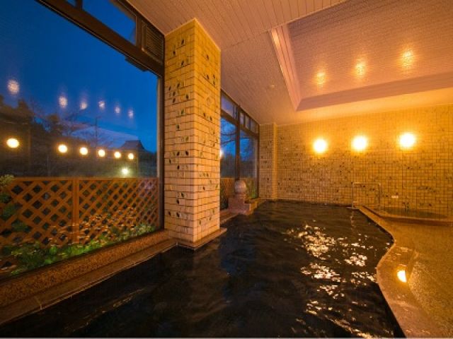 担当が一番注目している温泉がここ!!化粧水のような少しトロっとしている温泉…気になります！