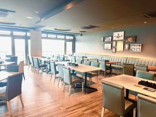 【人気№1『熱海』から徒歩10分×温泉入り放題×収入安定】人気ホテルでレストランのお仕事★