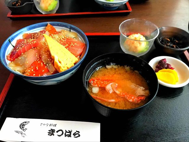 海が近いので新鮮な海産物も豊富です！