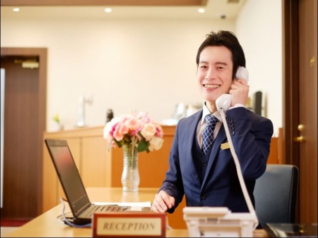 蓼科の老舗ホテルでナイトフロントのお仕事です！