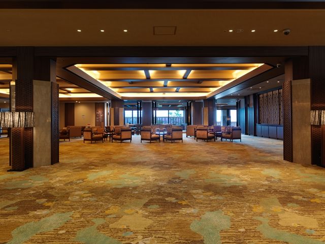 職場も綺麗な大型ホテルです!!従業員も多数活躍致します。