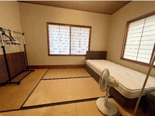 敷地内のコテージを寮として利用◇
お部屋も広々で快適です!!