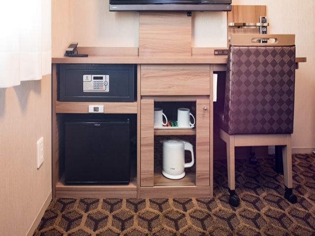 【寮設備】冷蔵庫、ケトル等