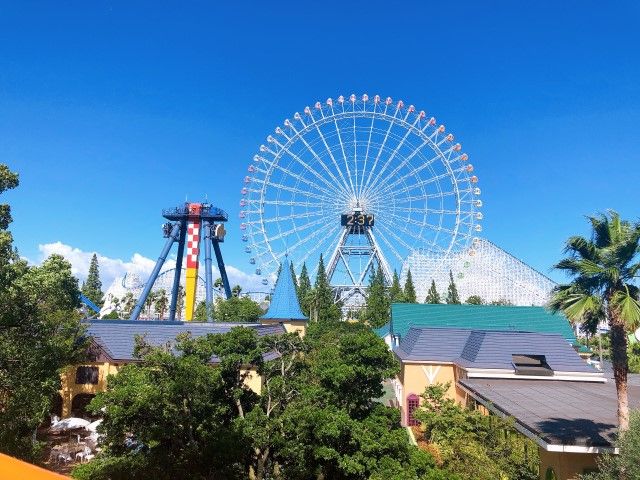 売店やコンビニ、駐車場でのお仕事など遊園地内でのお仕事に携わっていただきます。