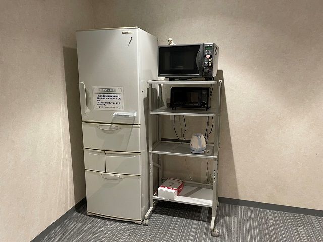 共同ですが冷蔵庫・電子レンジ・洗濯機・乾燥機まで完備♪