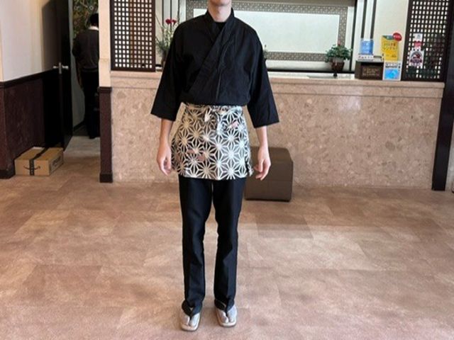 制服はこんなかんじです。
かっこいいと評判の制服を貸していただけます！