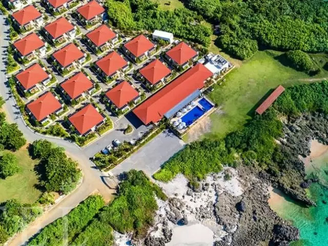 宮古島の海は東洋一と呼ばれています!透明度の高い海は見ても良し!潜ってもよし!です!!